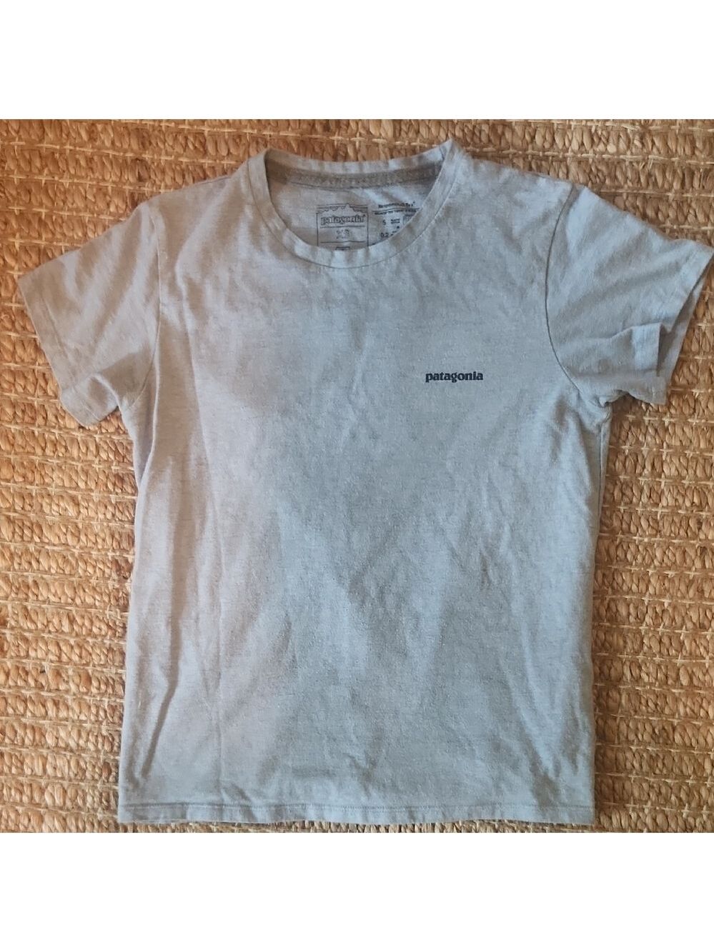 Patagonia Lt Blue Short Sleeve Tee Essential Crew Casual Luxury